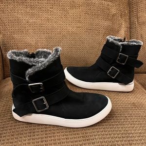 Rockport Cobb Hill Collection Women Black ELYSSE Buckle Fur Suede Ankle Boots, 7